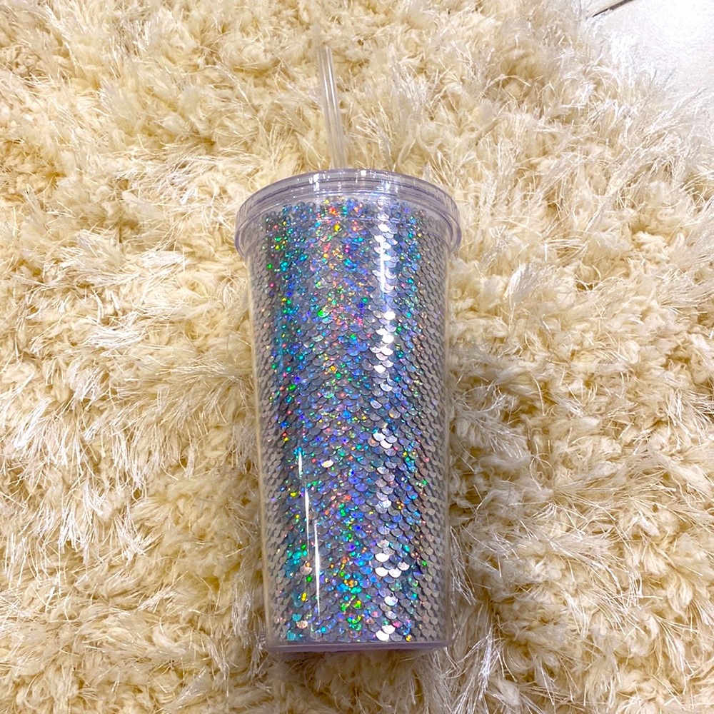 Shiny Tumbler (BRAND NEW)